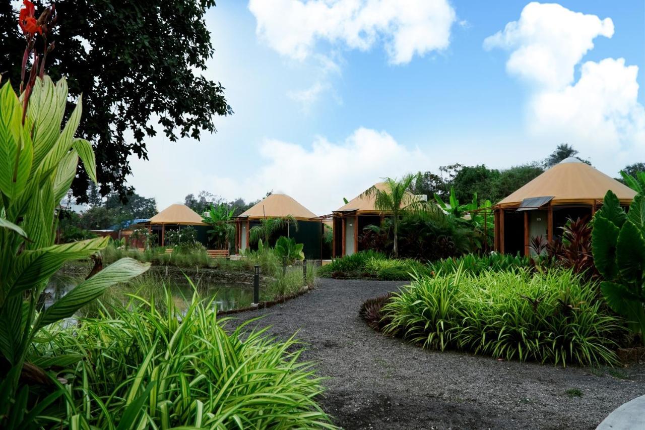 Shanti Resorts Valsad Exterior photo